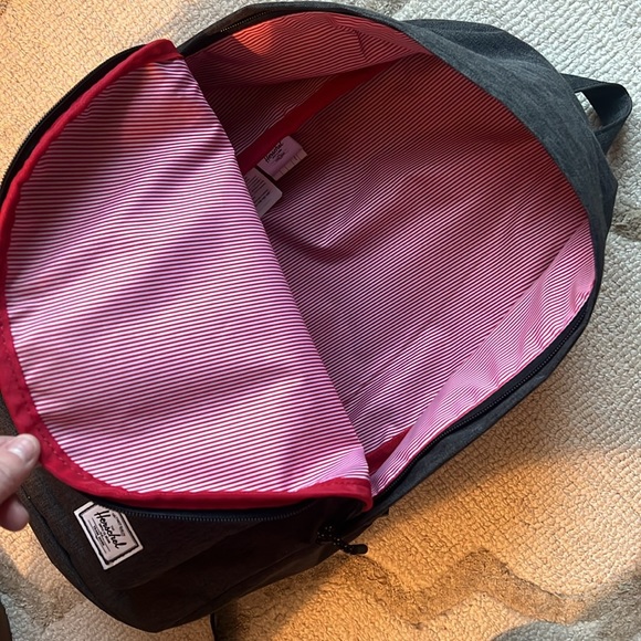 Herschel Supply Co - Classic Backpack - Black Crosshatch - Picture 3 of 5